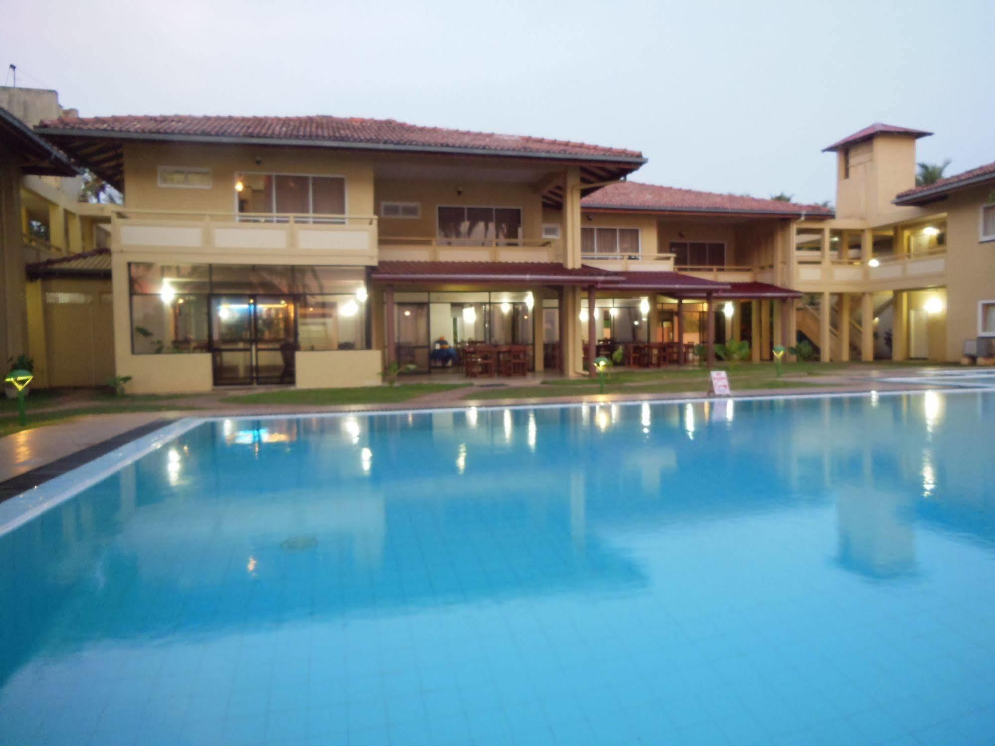 Sanmali Beach Hotel Маравила Экстерьер фото