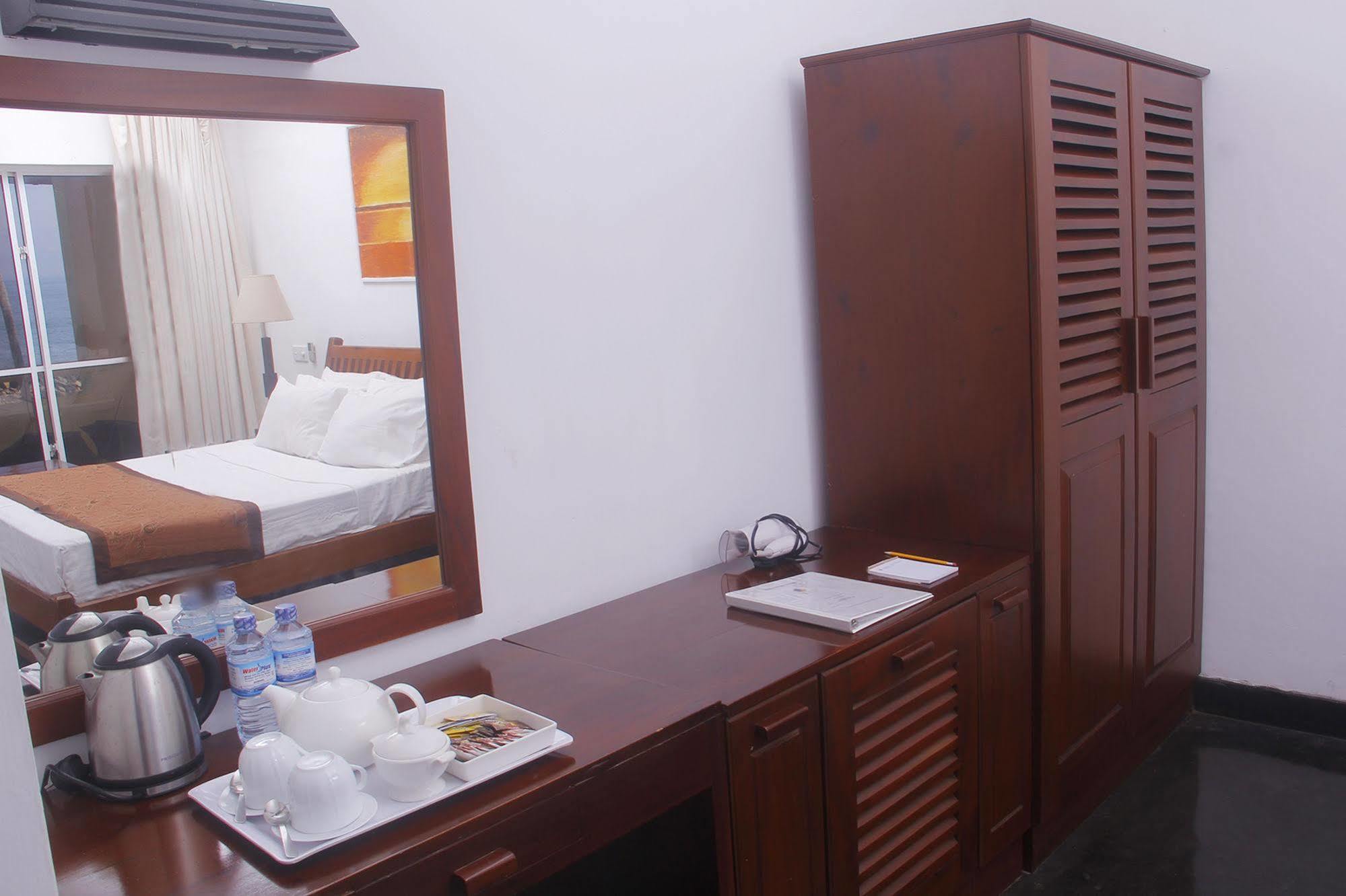 Sanmali Beach Hotel Маравила Экстерьер фото